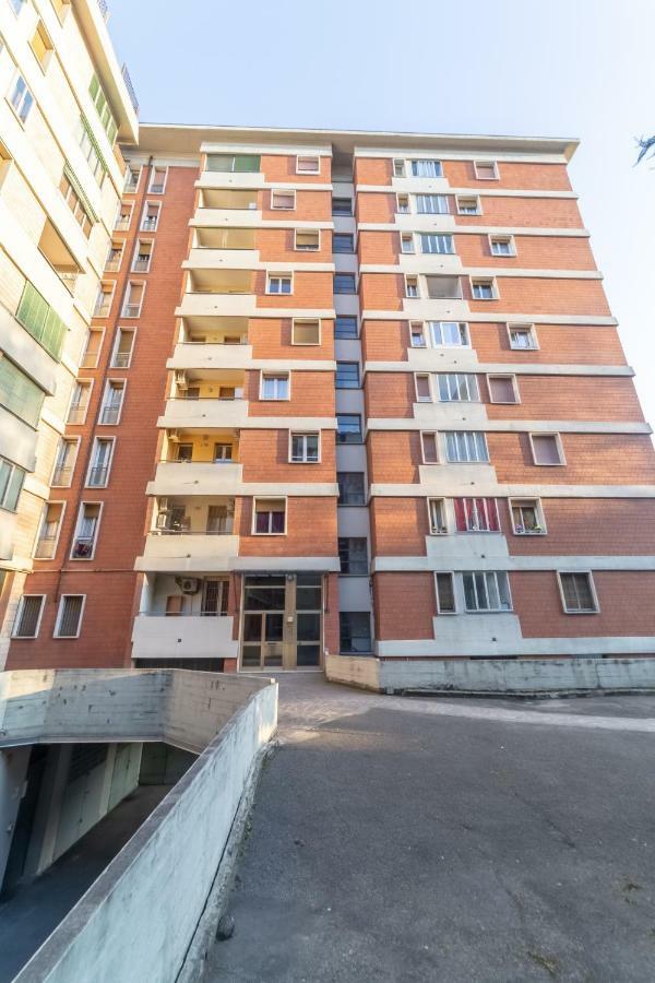 Bologna Fiera Fani Apartment Екстер'єр фото